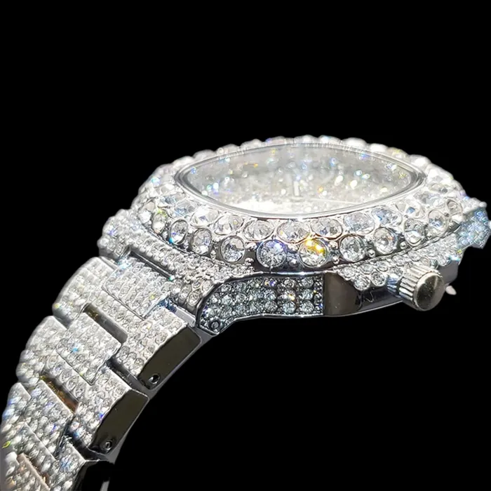 VVS Watches VVS Full Ice Date Special Minute Hand Iced Out Diamond Watch