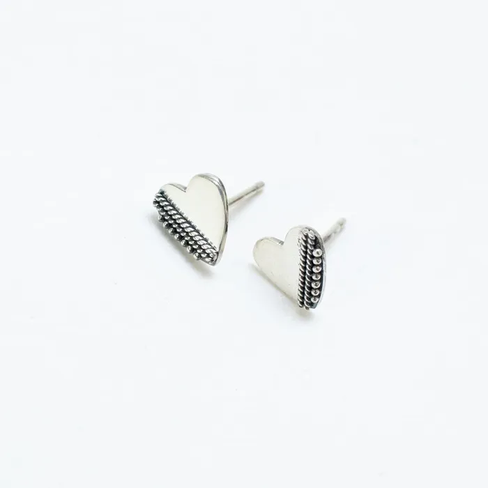 Mimi Marge Necklaces Silver Madu Heart Studs