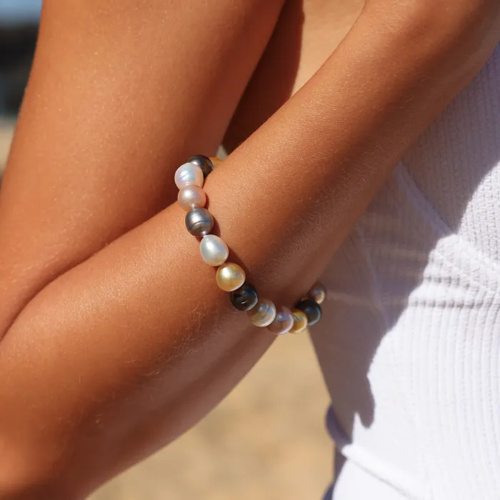 Bracelets misha hawaii Napali Knotted Pearl Bracelet Bracelets misha hawaii Napali Knotted Pearl Bracelet