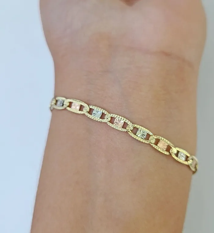 Gold and Diamond 14k valentino Trio Gold Womens Link Bracelet 75 inches 4mm Diamond Cuts Bracelets