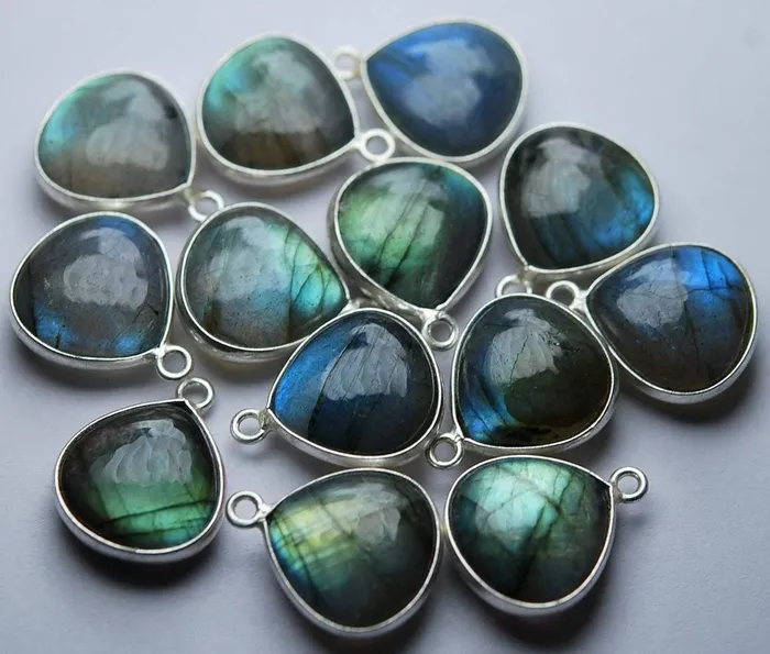 Necklaces Beads Supplies USA 925 Sterling SilverLabradorite Smooth Heart Shape Pendant 5 Piece Of 14mm Approx Necklaces Beads Supplies USA 925 Sterling SilverLabradorite Smooth Heart Shape Pendant 5 Piece Of 14mm Approx