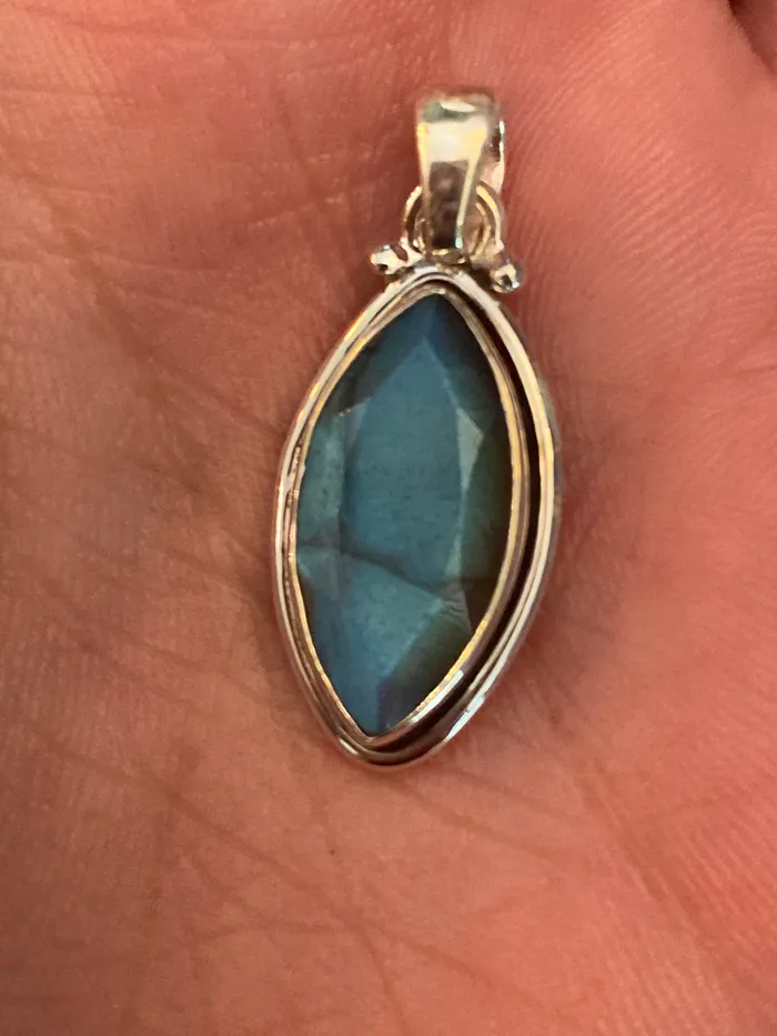 Necklaces Sophiareneboutique Sterling Silver Faceted Labradorite Pendant