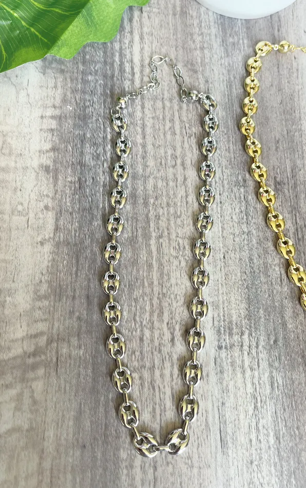 SophiaRene Boutique Necklaces Chunky Link Trending Necklace