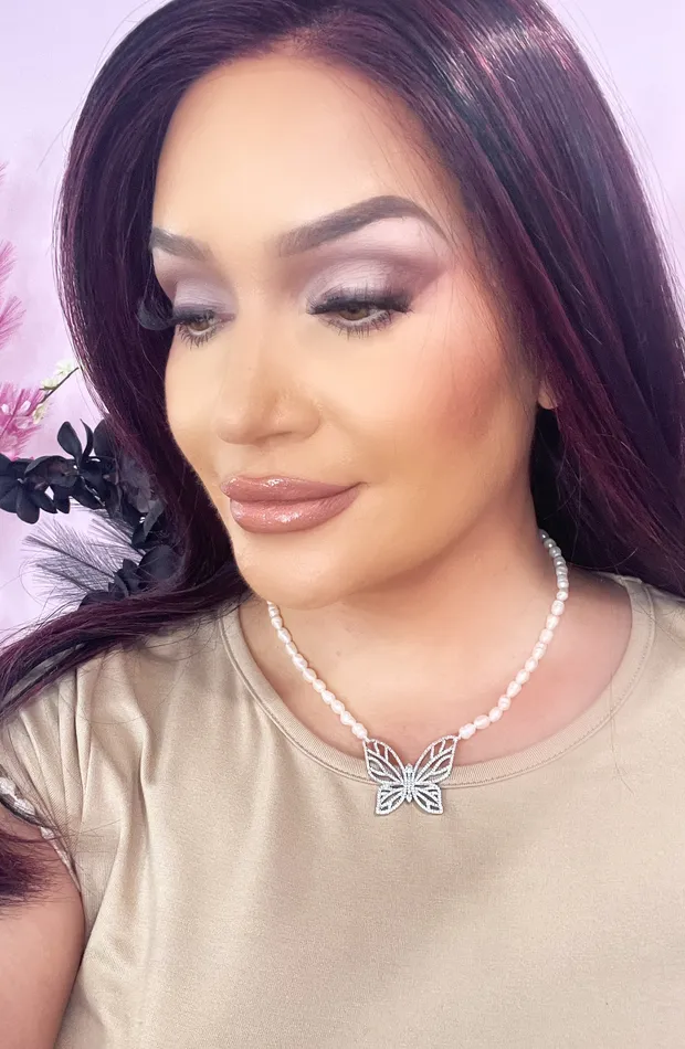 Sophiareneboutiquecom Pearls And Pave Class Act Necklace Necklaces